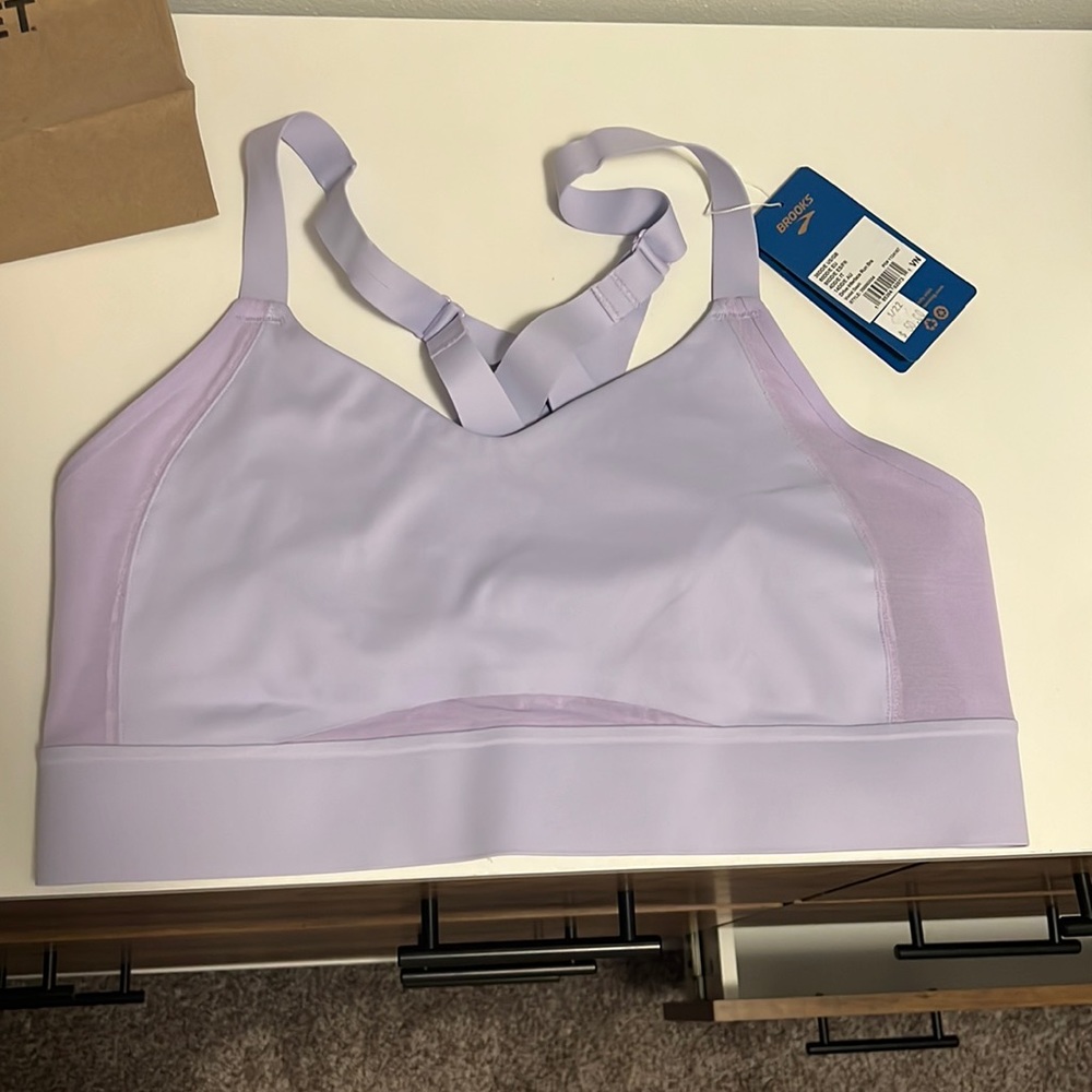 Brooks Lavender Sports Bra Brand New